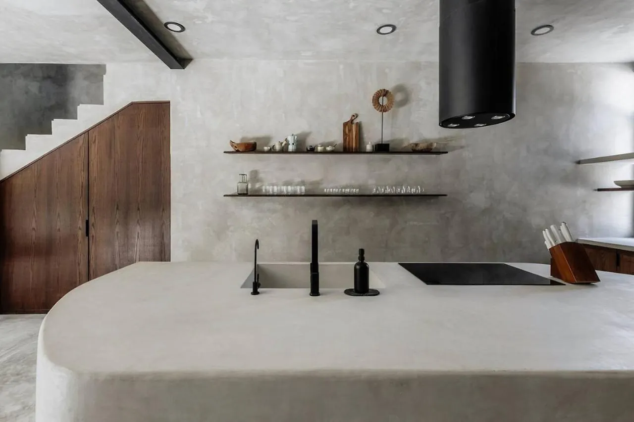 Mar Y Miel Noir Modern Apartment Tulum Mexico