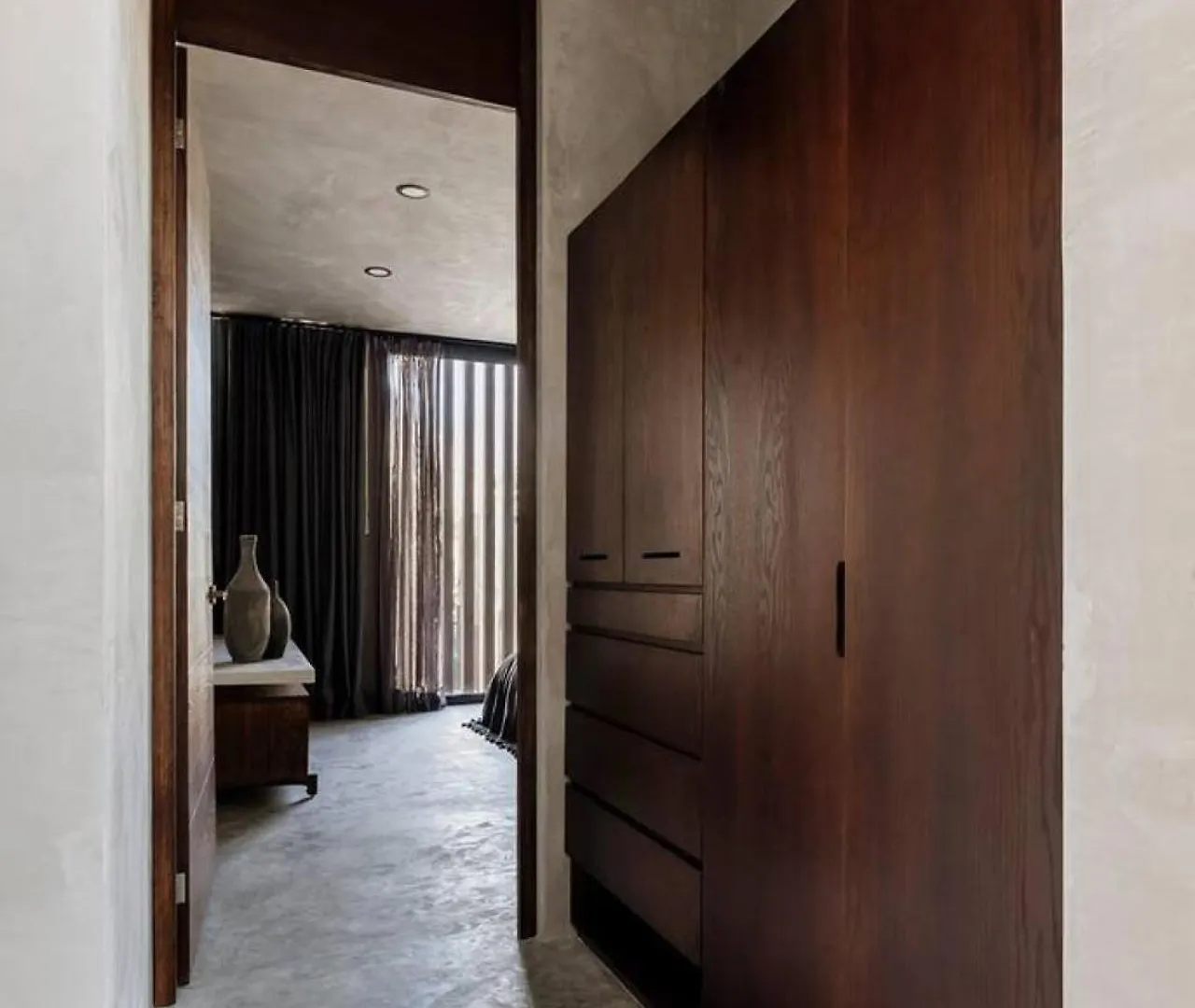 Mar Y Miel Noir Modern Apartment Tulum
